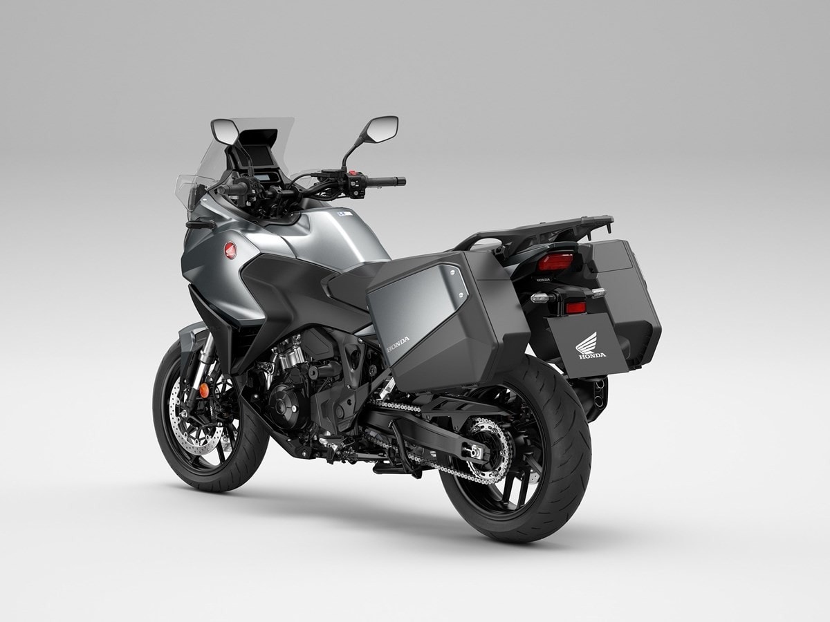 Honda NT1100: le nuove colorazioni per il 2024